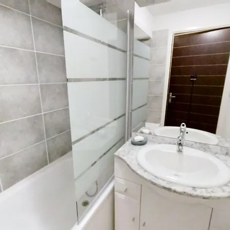 6 Places Au Coeur De Luz Saint Sauveur Apartamento Luz-Saint-Sauveur